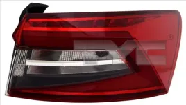 lampa-zespolonych-swiatel-tylnych-tyc-11-15423-06-2-11-15423-06-2