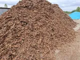 kora-sosnowa-swieza-niesortowana-80l-paleta-24szt-frakcja-0-100-mm-pojemnosc-80-l-waga-z-opakowaniem-11-kg