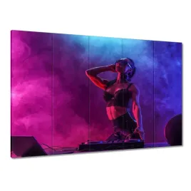 obrazy-225x160-djka-kobieta-dj-gramofon