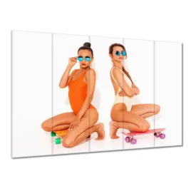 obrazy-225x160-dwie-zgrabne-dziewczyny-i-deskorolki
