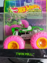 hot-wheels-monster-truck-twin-mill-swiecacy-w-ciemnosci-jfx08-22