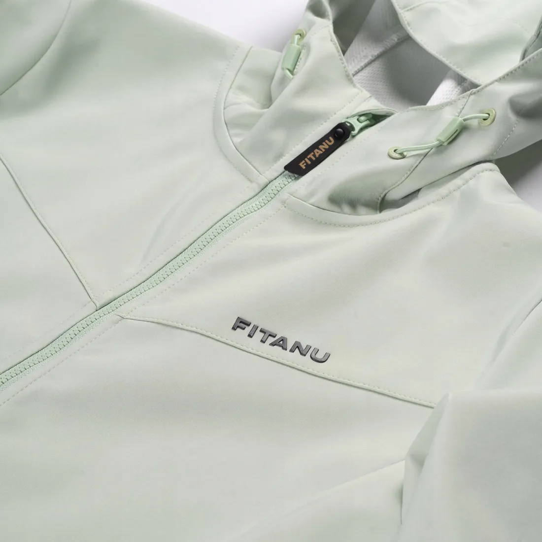 damski-softshell-gravia-w-l-fitanu-stan-nowy