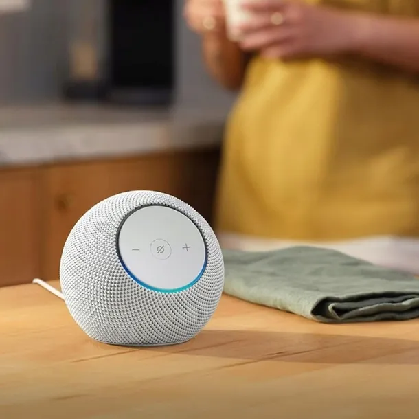 amazon-echo-dot-max-2025-glacier-white-model-echo-dot-max