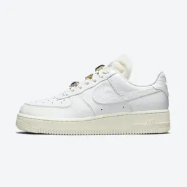 nike-air-force-1-low-wmns-premium-dn5463-100-40eu