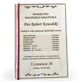 prezent-dla-nauczyciela-na-zakonczenie-roku-swiadectwo-personalizacja
