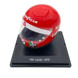 kask-niki-lauda-1975-gablotka-1-5-nowy-model