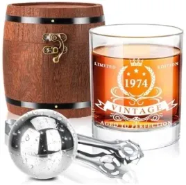 szklanka-do-whisky-prezent-na-urodziny-1974-z-pudelkiem-beczka-angielski