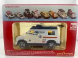 majorette-serie-3000-ambulance-boxed-stan-nowy