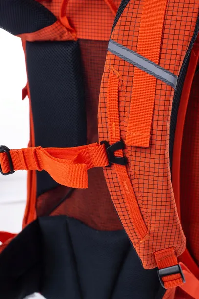 plecak-elbrus-indiano-trekkingowy-35l-pomaranczowy-system-hydracyjny-pojemnosc-20-40-l