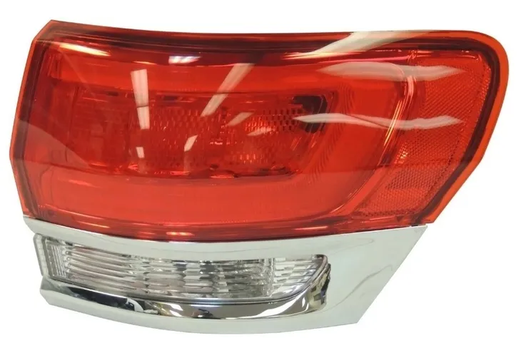 Lampa tylna prawa JEEP GRAND CHEROKEE (WK2) 04 zewnętrzna Homologacja: SAE