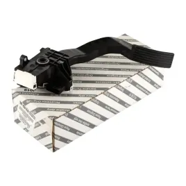 pedal-gazu-fiat-oe-1384162080