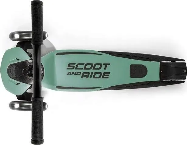 scoot-and-ride-highwaykick-5-led-forest-stan-nowy