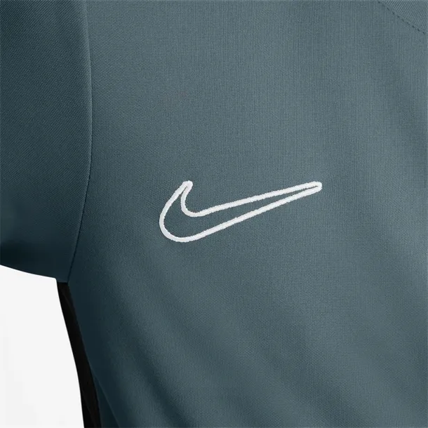 hj3716382-marka-nike
