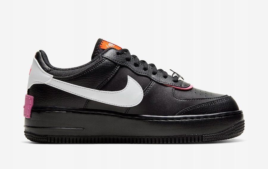 nike air force z różowym znaczkiem