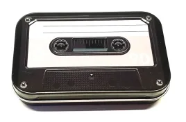 pudelko-metalowe-etui-na-kluczyki-kaseta-retro-biala-52406003491000000075