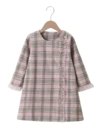 shein-sukienka-rozowa-w-kratke-na-guziki-90-vut
