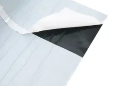 parotec-tasma-kominowa-olowiana-plaska-stosowana-jako-opierzenie-do-wszelkiego-rodzaju-obrobek-dekarskich-kolor-czarny-ral-9005-300-mm-x-5-m