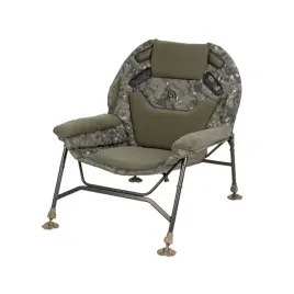 trakker-levelite-camo-colossus-chair-wygodny-fotel-karpiowy