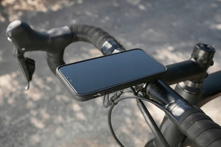 peak-design-mobile-loop-case-iphone-14-kod-producenta-m-lc-ax-ch-1