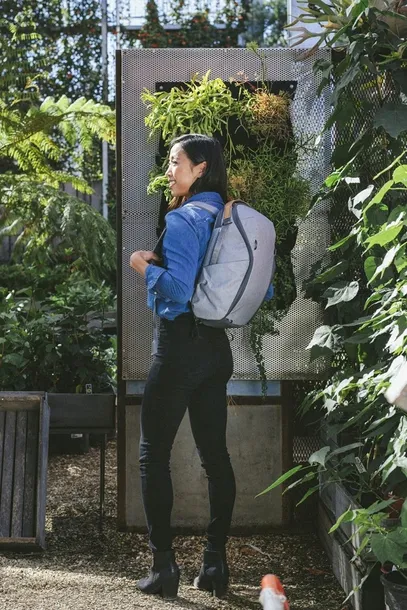 peak-design-everyday-backpack-20l-zip-midnight-edlv2-plecak-niebieski-marka-peak-design-model-everyday-20l-zip-edlv2
