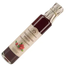 syrop-z-zurawiny-prawdziwy-dodatek-do-herbaty