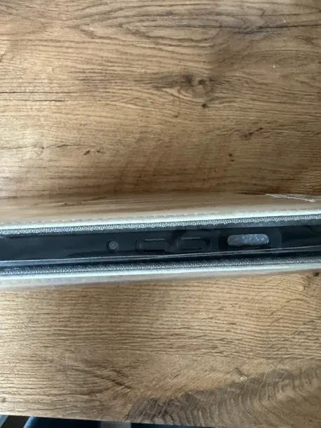 etui-z-kieszonka-samsung-galaxy-tab-s9-stan-opakowania-oryginalne