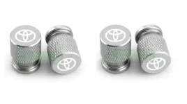 nakretki-na-wentyle-toyota-metalowe-szare-eleganckie-trwale-z-logo-toyota