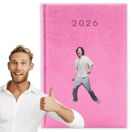 kalendarz-2026-a5-rozowy-planer-niedziele-swieta-imp-timothee-chalamet-03