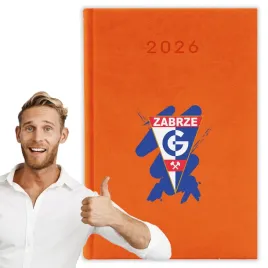 kalendarz-2026-a5-pomaranczowy-planer-niedziele-swieta-kluby-pilkarskie-01