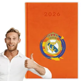 kalendarz-2026-a5-pomaranczowy-planer-niedziele-swieta-kluby-pilkarskie-02