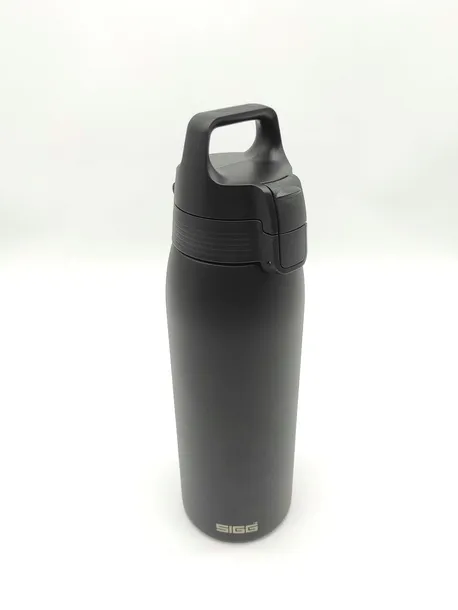 butelka-sigg-shield-one-black-1-l-rodzaj-inny