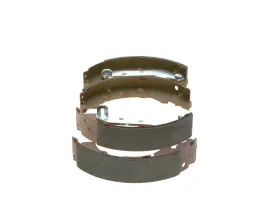 bosch-0-986-487-599-zestaw-szczek-hamulcowych