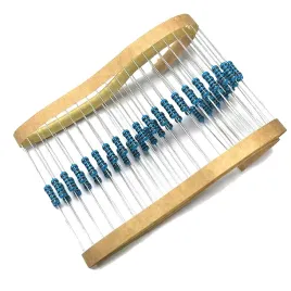 rezystory-z-folii-metalowej-do-ograniczania-pradu-5-5-1mm-32-sztuk