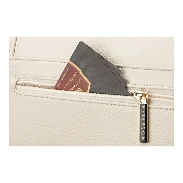 rovicky300960-marka-peterson