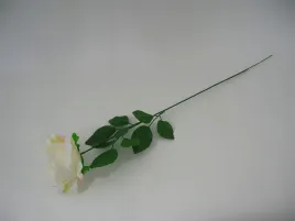 kremowa-roza-sztuczne-roze-krem-z-rozem