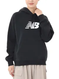 bluza-damska-new-balance-wt43524bk-z-kapturem-luzna-dresowa-czarna-m