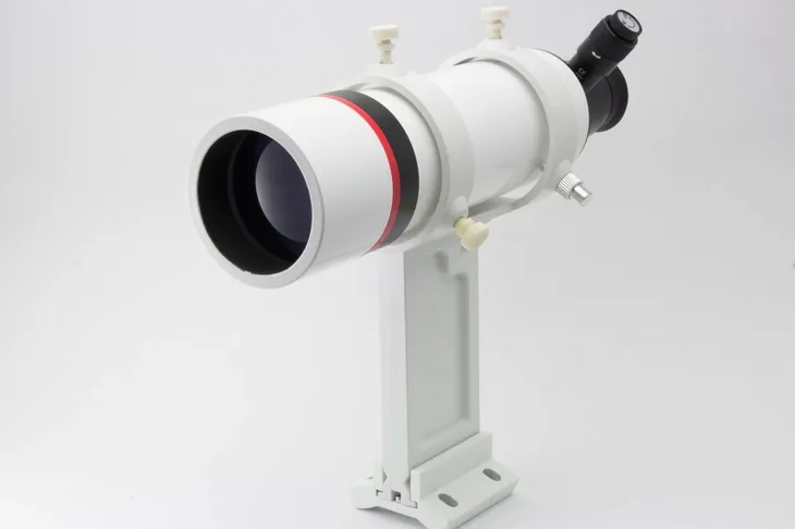 szukacz-8x50-led-messier-prosty-stan-nowy-kod-producenta-brtl49008500