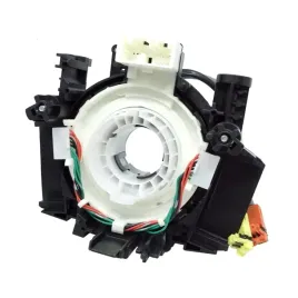 tasma-zwijak-airbag-nissan-qashqai-2-0-2007