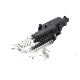 silownik-zamka-bagaznika-tyl-ford-fiesta-mk6-02-08