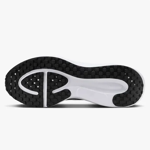 revolution-8-marka-nike