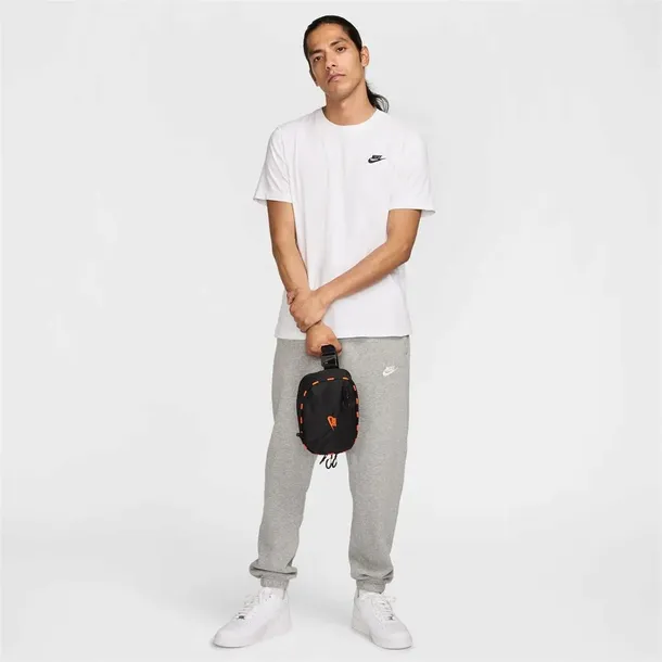 hj8229-marka-nike-kod-producenta-hj8229