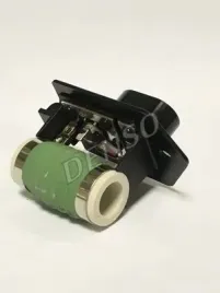 rezystor-wstepny-silnik-elektryczny-wentylatora-chlodnicy-drs20009-den