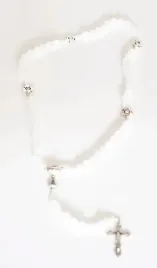rozaniec-bialy-komunijny-koralik-wloska-madre-perla-31-cm