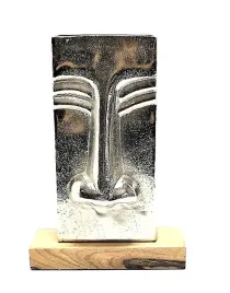 wazon-twarz-metal-drewno-275cm