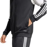 squadra-25-marka-adidas-kod-producenta-je2778