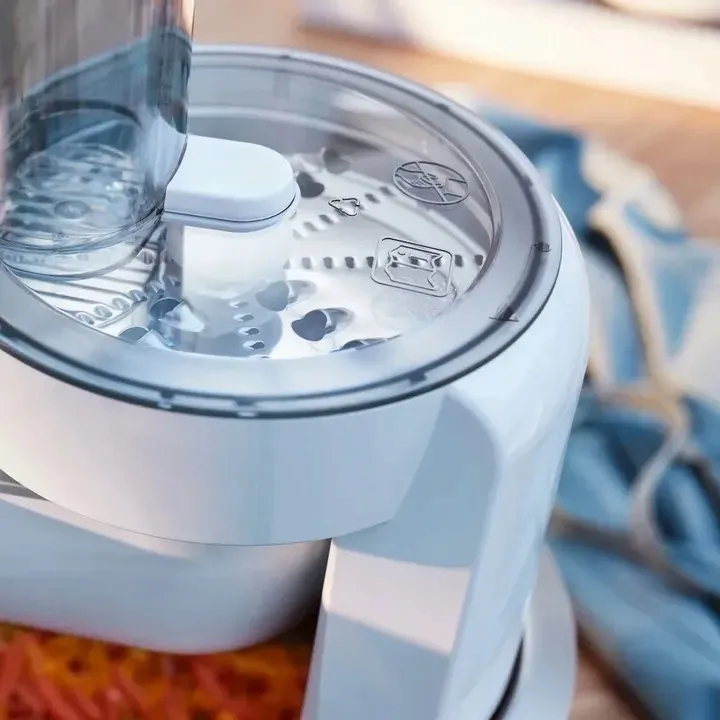 bosch-mums2ew40-kuchynsky-robot