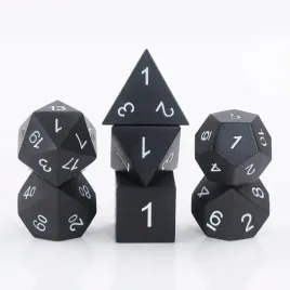 kostki-rpg-mlot-wojny-zestaw-7-metalowych-kosci