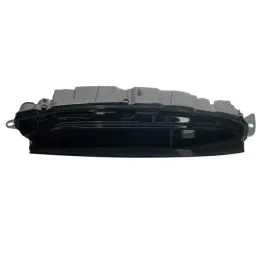land-range-rover-2023-lampa-tylna-prawa-w-blotnik-nowa-tyl-lr152172