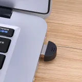 mikrofon-pod-usb-maly-mini-typ-a-win-10-producent-arthon