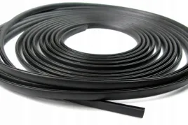 listwa-krawedziowa-ochronna-rantowa-keder-do-04-10-mm-czarna-10m